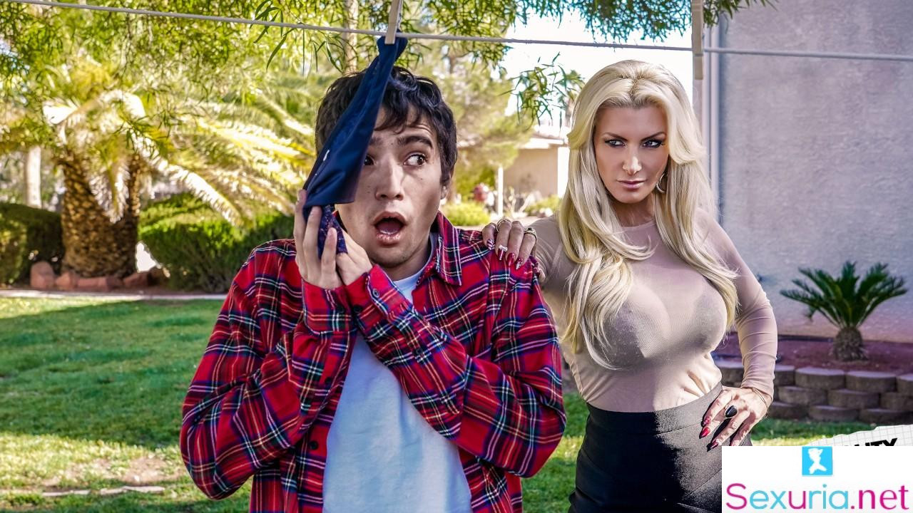 Lil Humpers - Brittany Andrews [1080p]