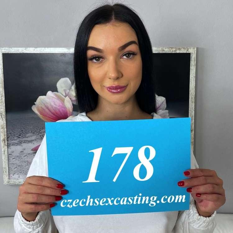 Lady Gang - Astonishing brunette slut rides in casting FullHD 1080p