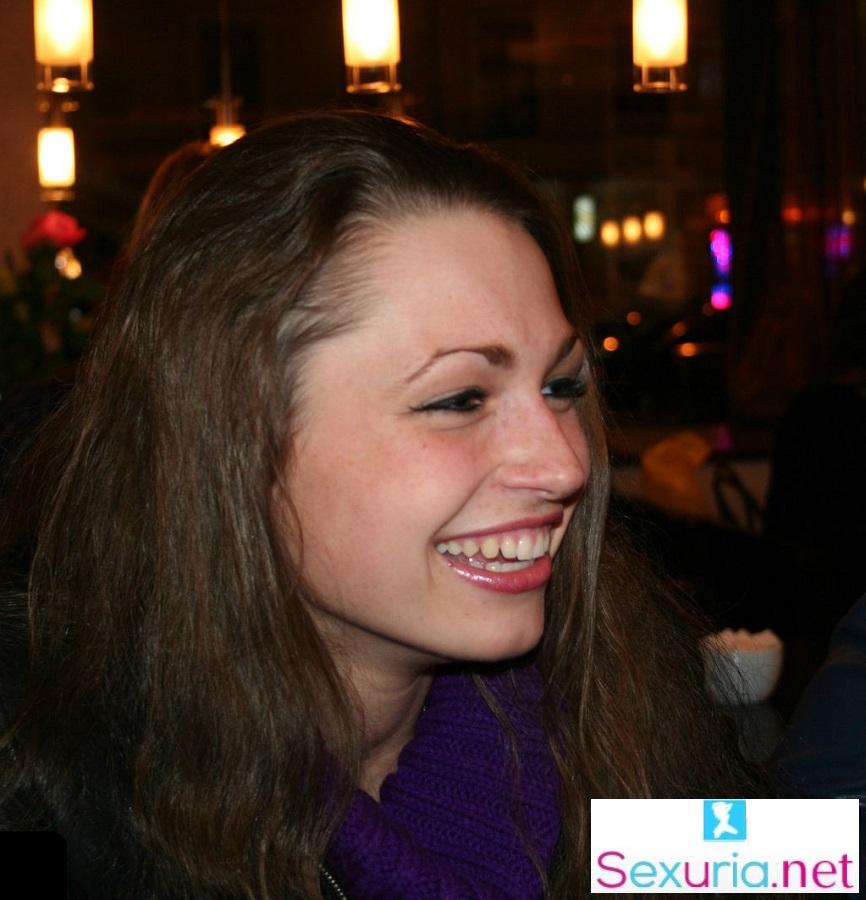 Natasha - Pikcup And Fuck In Restaurant HD 720p