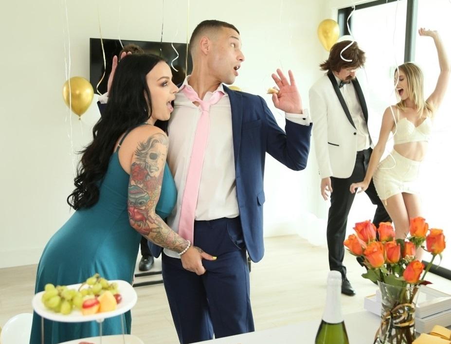 Payton Preslee - Wedding Creamers 1080p