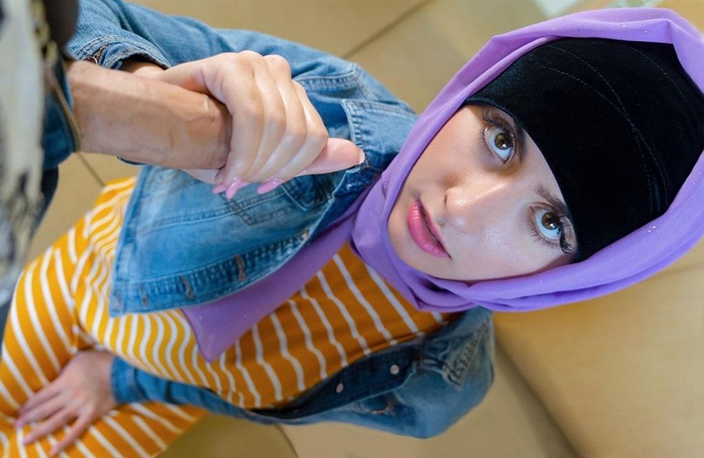 Angeline Red - Follow Your Wet Fantasies 1080p