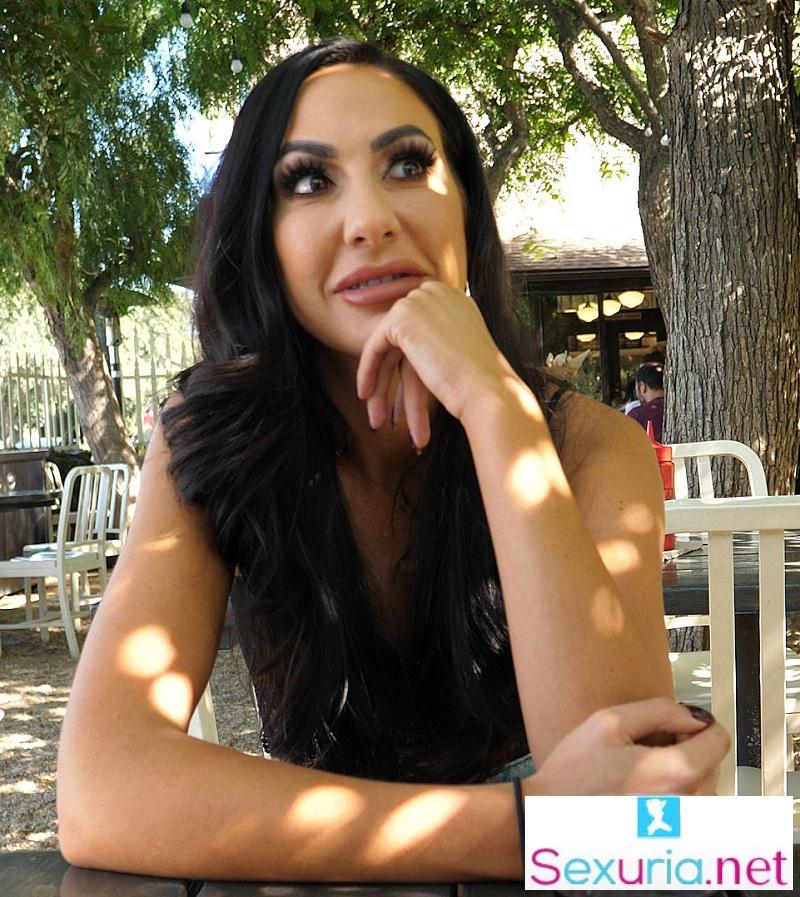 Tiffany B - Gang Bang Creampie 133 FullHD 1080p