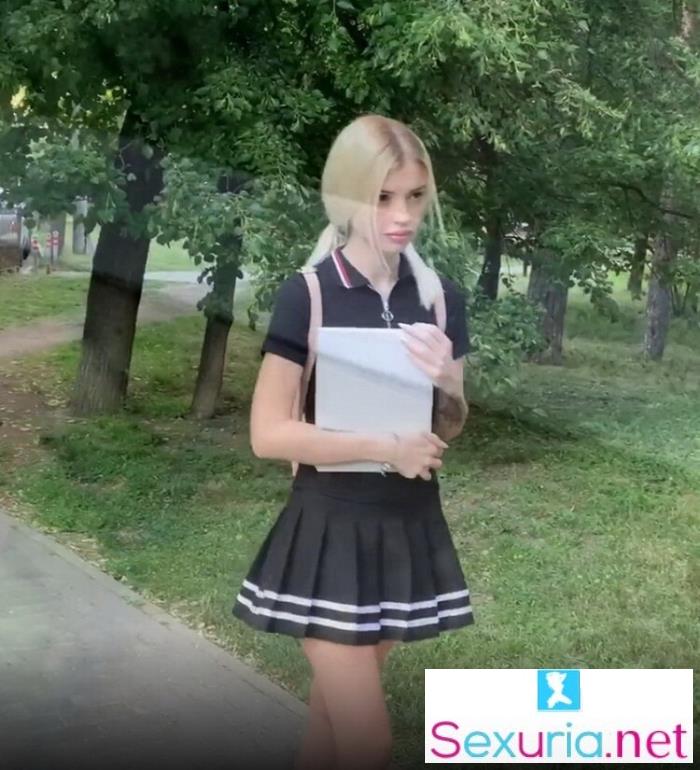 Freya Stein - Deepthroat  From a Cute Teen UltraHD/4K 2160p