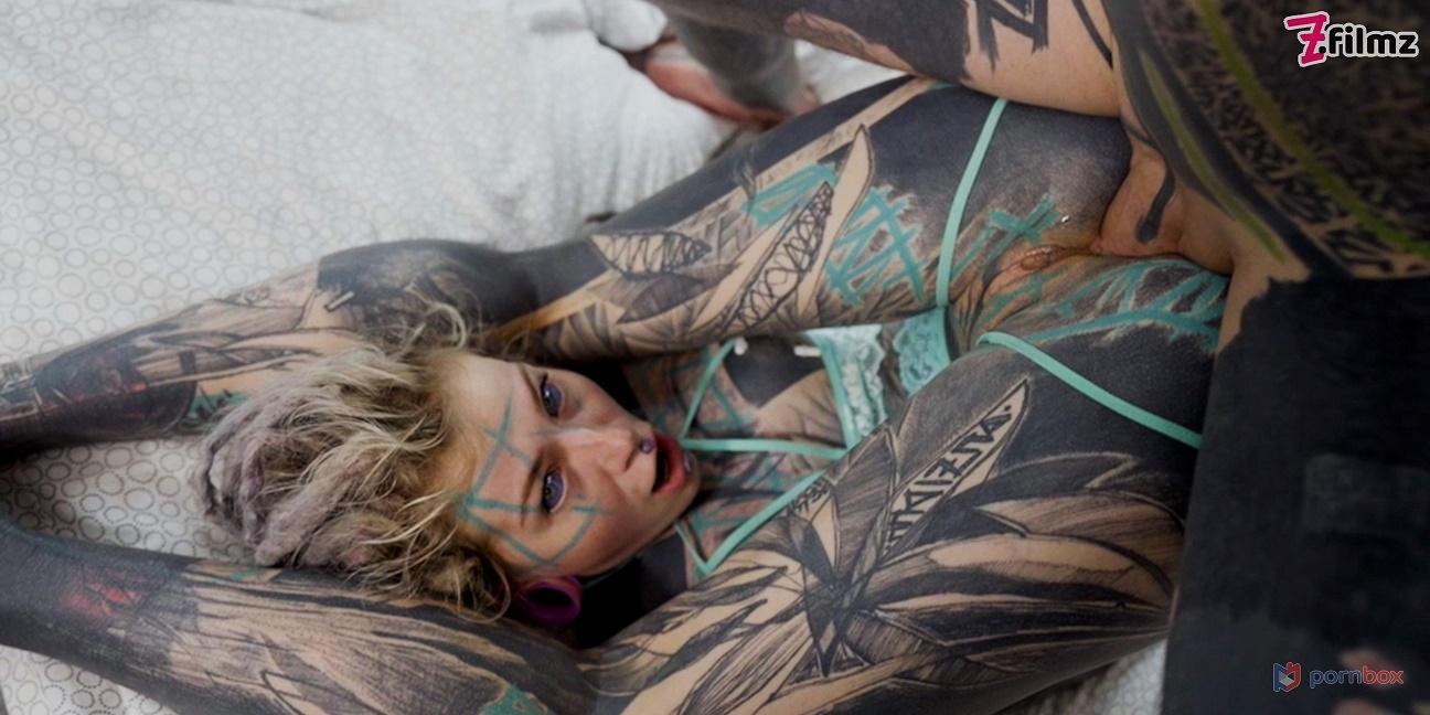 Tattoo girl ANUSKATZZ get fucked balls deep in her ass / ANAL, gape, prolapse, split tounge blow job, punk, goth - ZF019 - 720