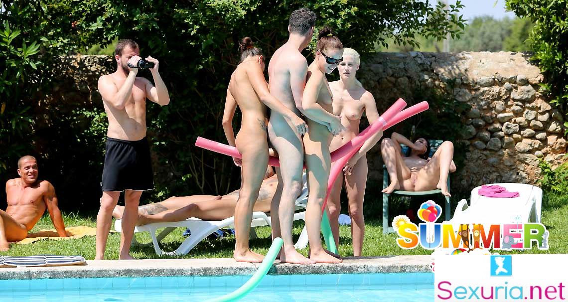 Summer Sinners - Chrissy Fox & Blanche Bradburry - Horny girls getting fucked by the pool 1080p