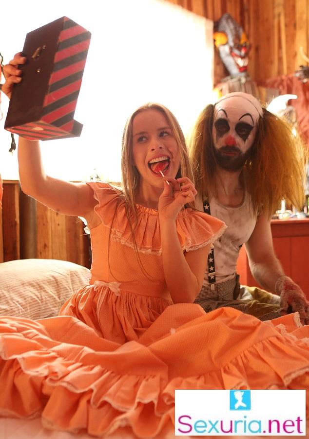 Lilly Ford - The Music Box 2 HD 720p