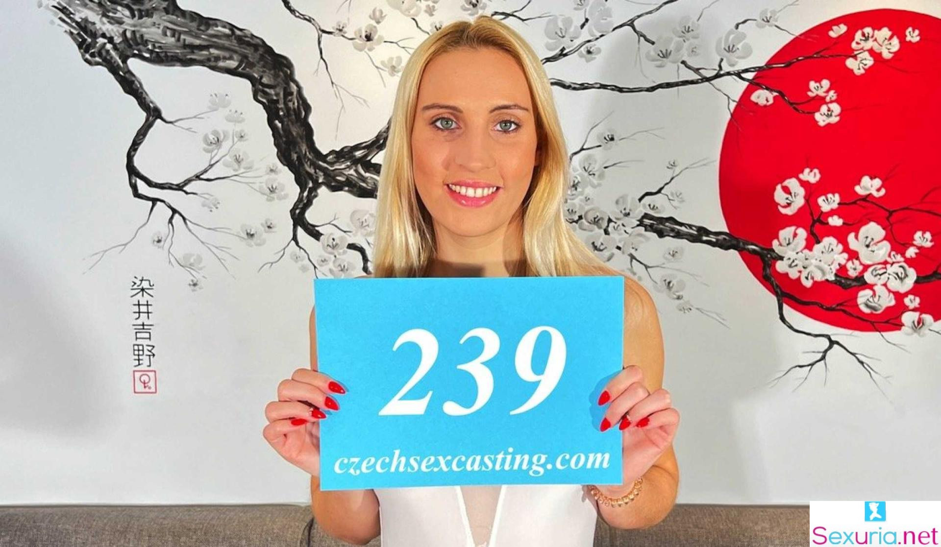 Czech Sex Casting - Lulu Love - Sexy blonde darling is waiting for call - E239 1080p
