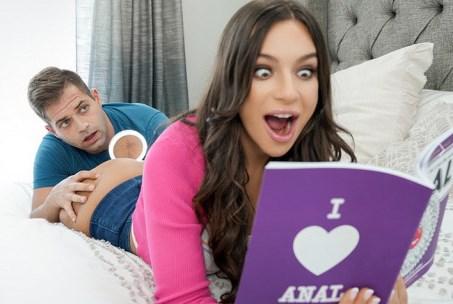 April Olsen - Coloring With April