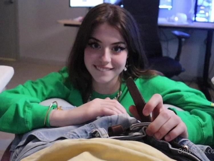 Hannahowo (aestheticallyhannah) - Blowjob 1080p