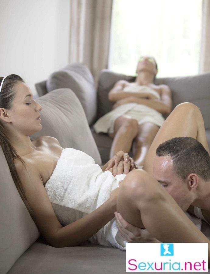 Alexa Tomas, Cindy Loarn - Spa Day FullHD 1080p