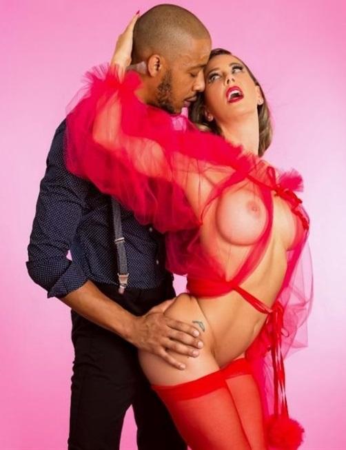 Cherie Deville - Cherie Deville: Prim and Primal