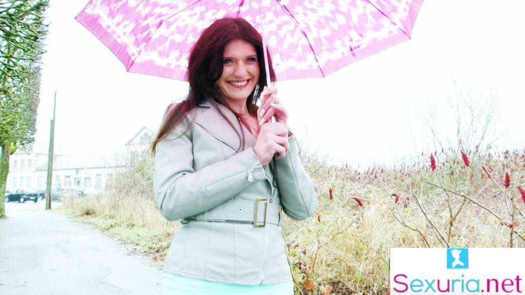 Jacquie Et Michel TV - Linda - Linda, 30, hot cashier! 1080p