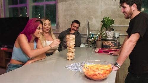 Roxie Sinner, Callie Brooks - New Relation-Tits Energy