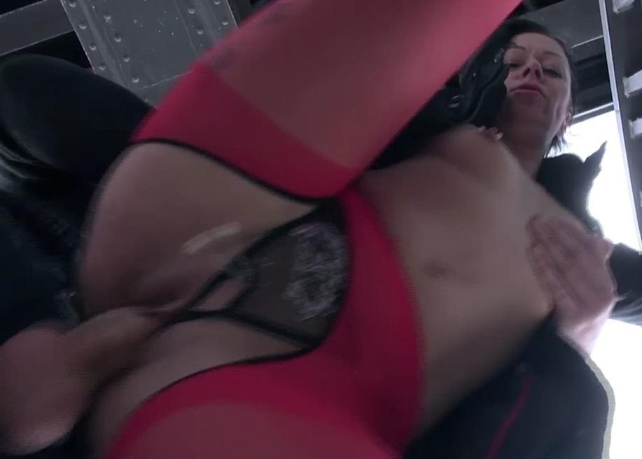 Mareen Deluxe aka Mareen de Luxe - Shoot Your Load