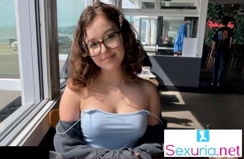 Leana Lovings - Jeans Skirt FullHD 1080p