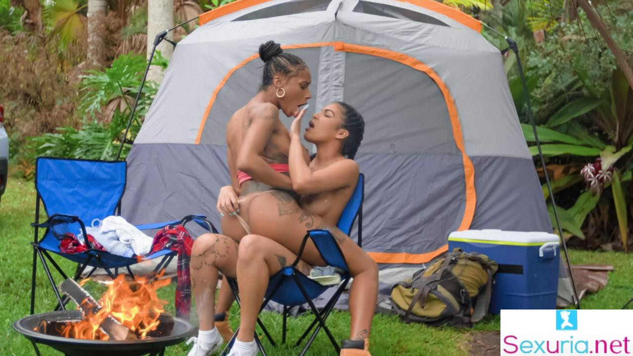 RK Prime - Sarai Minx & Maya Farrell - Licking Pussy By The Fire 1080p