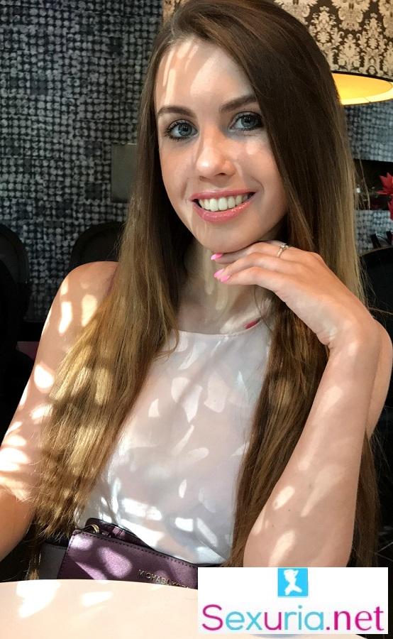 Elle Rose - Date Slam HD 720p