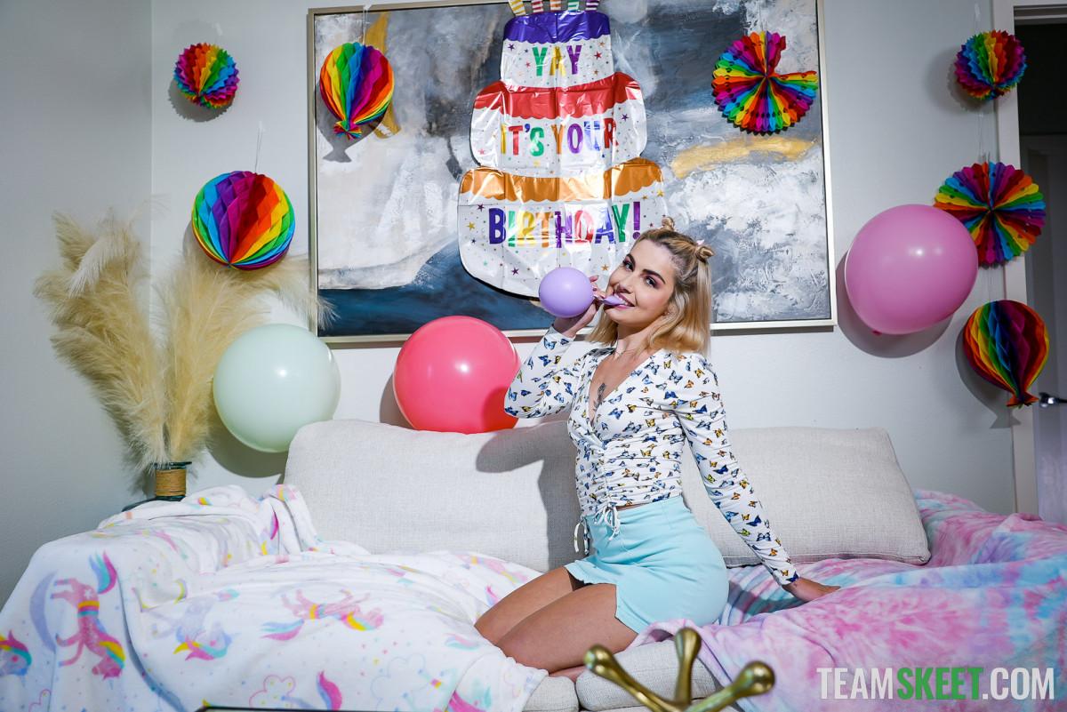 Chanel Camryn - Early to the Party