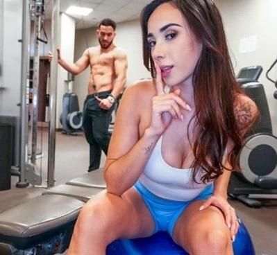 Gaby Ortega - Hotel + Horny Hotwife = Great Vacation! 1080p