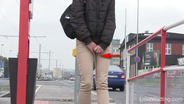 Michell - On the verge of pissing - Problems with the bladder (1080p)