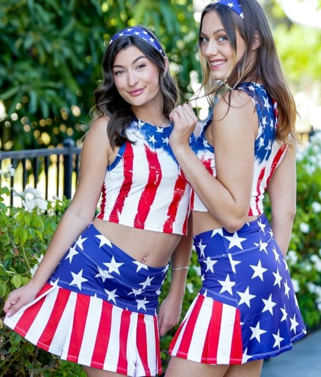 Mae Milano & JC Wilds - Hot Parade 1080p