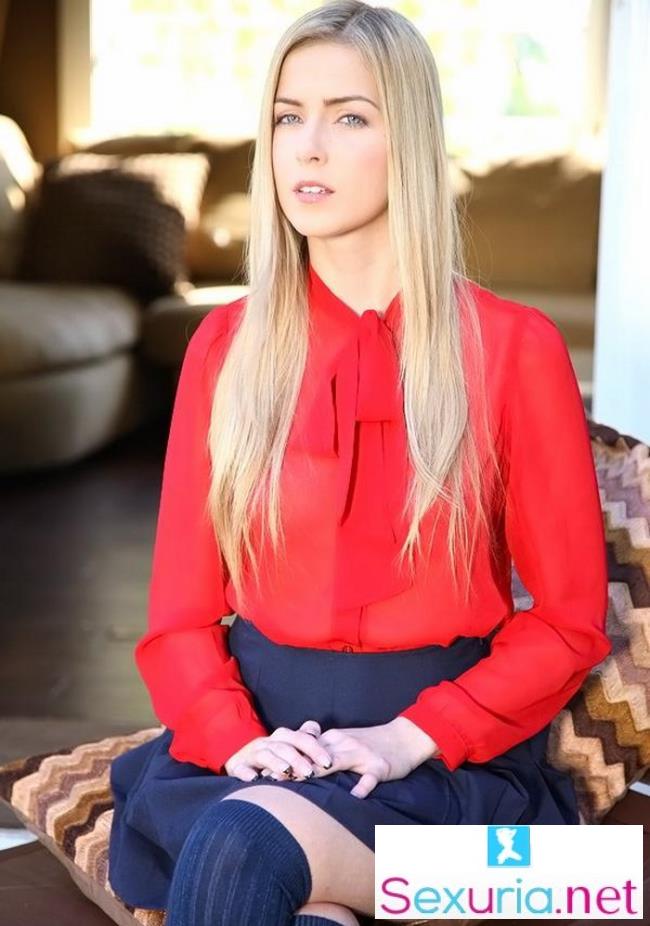 Abigaile Johnson - Sweeter Than Sweet FullHD 1080p