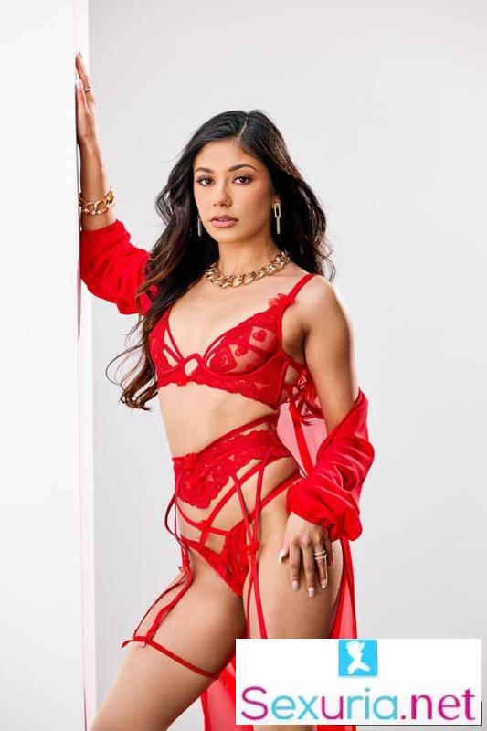 Xxlayna Marie - Phone A Friend - 1080p