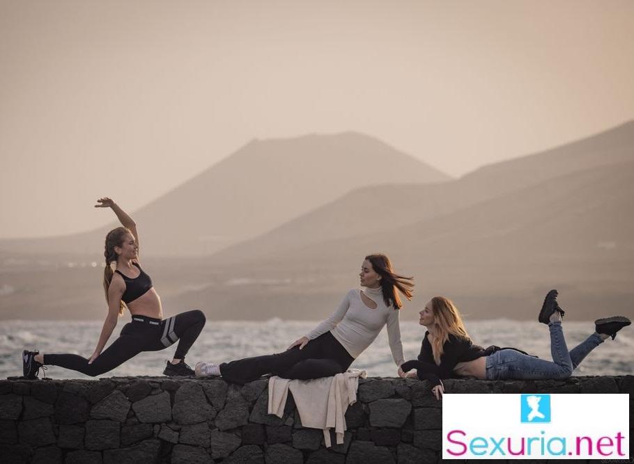 Marie Berger, Mary Rock, Sata Jones - Retreat FullHD 1080p