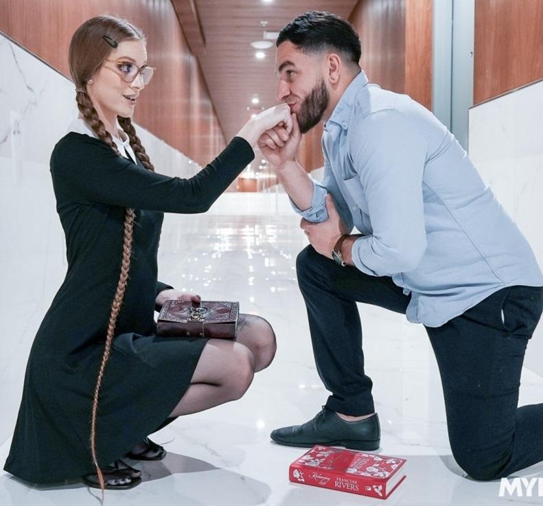 Erin Everheart - Studious and Sultry 720p