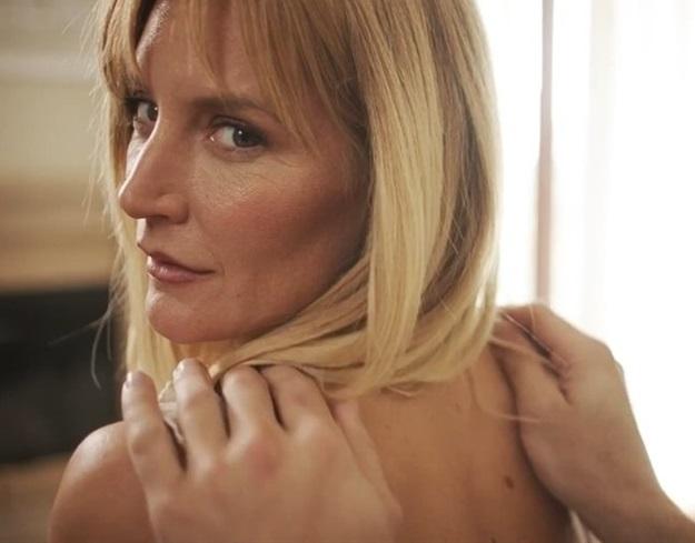 Mona Wales - Burning Down the House 1080p