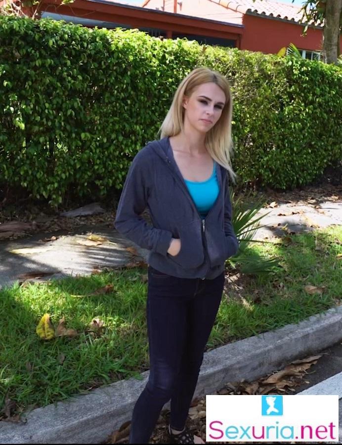 Lilli Dixon - Outsmarting a Hustler For Sex FullHD 1080p