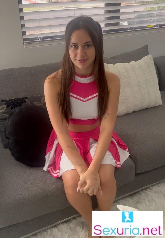 Jade Teen - Cheerleader and the Football Coach FullHD 1920p