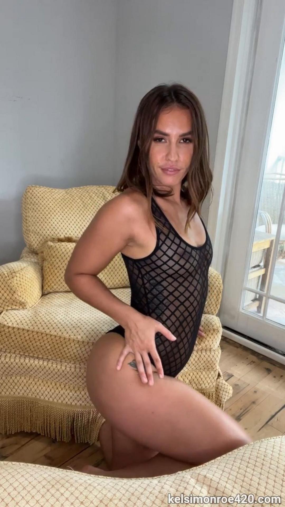 Kelsi Monroe - So Open Your Pants, Pull That Hard Cock Out, And Let Me Tell You Exactly What To Do With It - 1280p