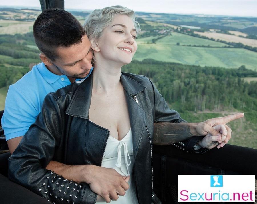 Skye Blue - In Clouds FullHD 1080p