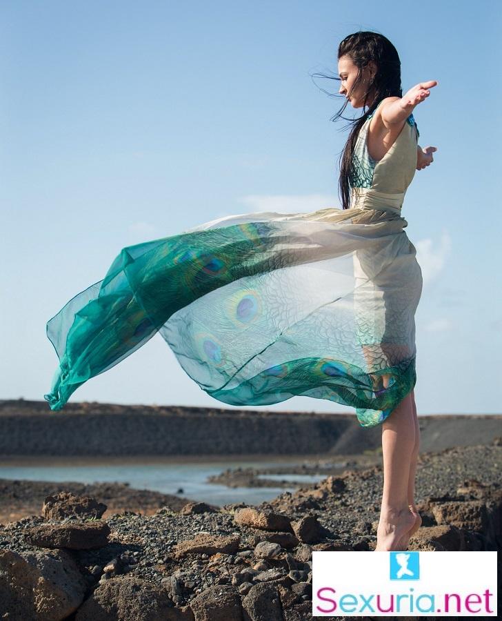 Rosaline Rosa - Fallen FullHD 1080p