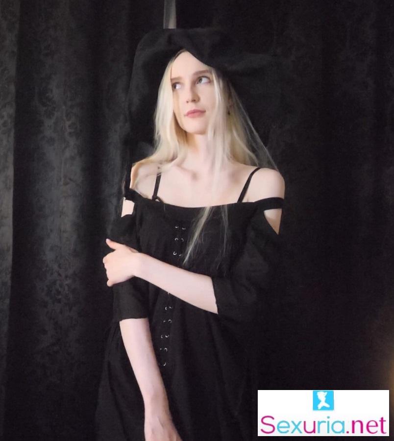 Tania Shinaryen - Sexy Witch Fucked and Creampied on Halloween UltraHD/4K 2160p