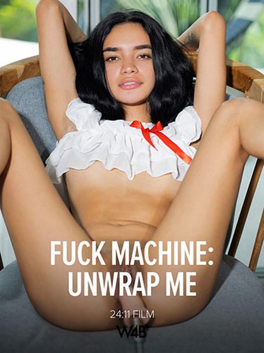 Dulce - Fuck Machine: Unwrap Me 1080p