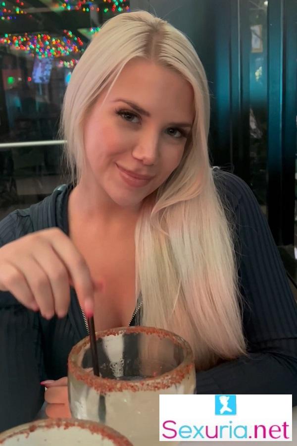 Summer Brookes - Vanlentine's Date & Sex FullHD 1920p