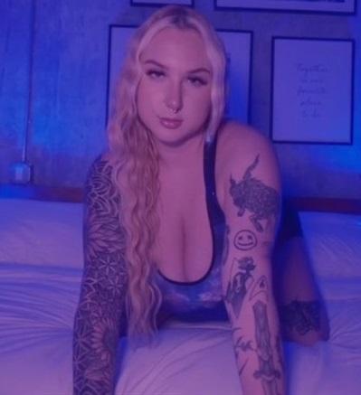 Skylar Vox & Shortie's World 720p