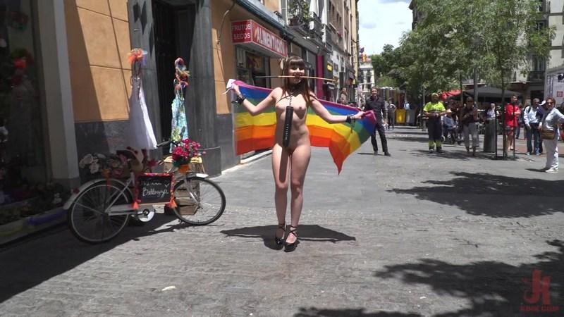 Petite Parisian Luna Rival Gets Wrapped in Rope and Fucked in Public 720p