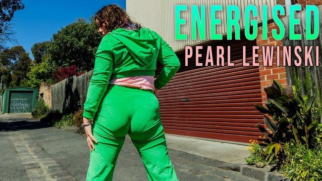 Pearl Lewinski - Energised 1080p