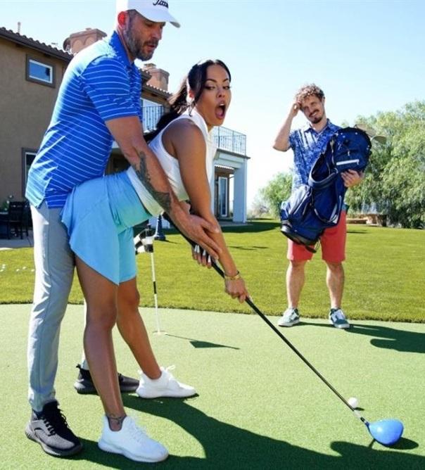 Luna Star - PGAnal: The Housewife Tour 720p