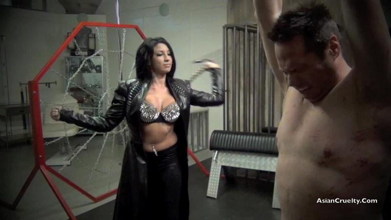 Goddess Amber Li - Bullwhipped to Tears 720p