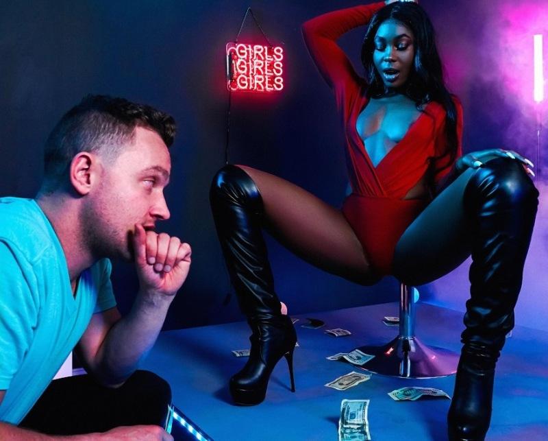 Tori Montana - The Private Room 1080p