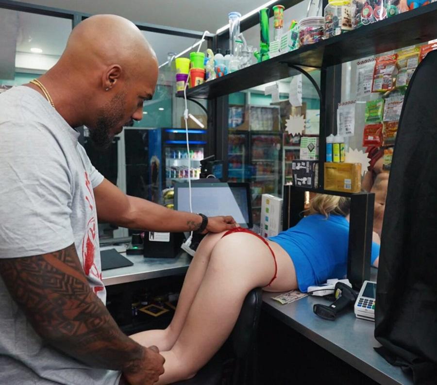 Ashley Alexander - Bodega Babe Bodycount HD 720p