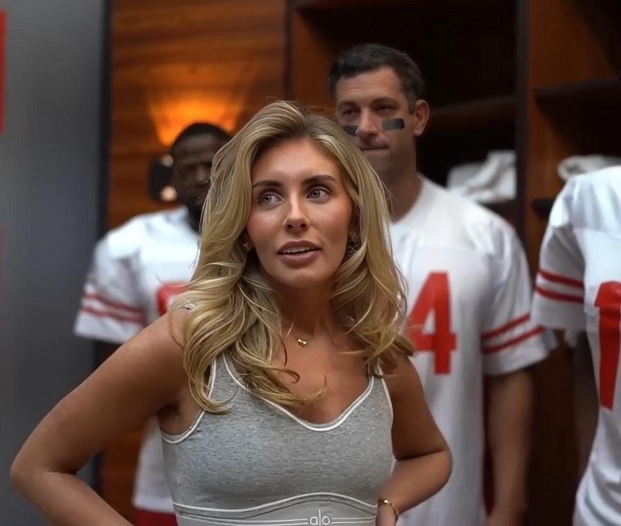 Bonnie Blue - Superbowl Football Locker room gangbang HD 720p