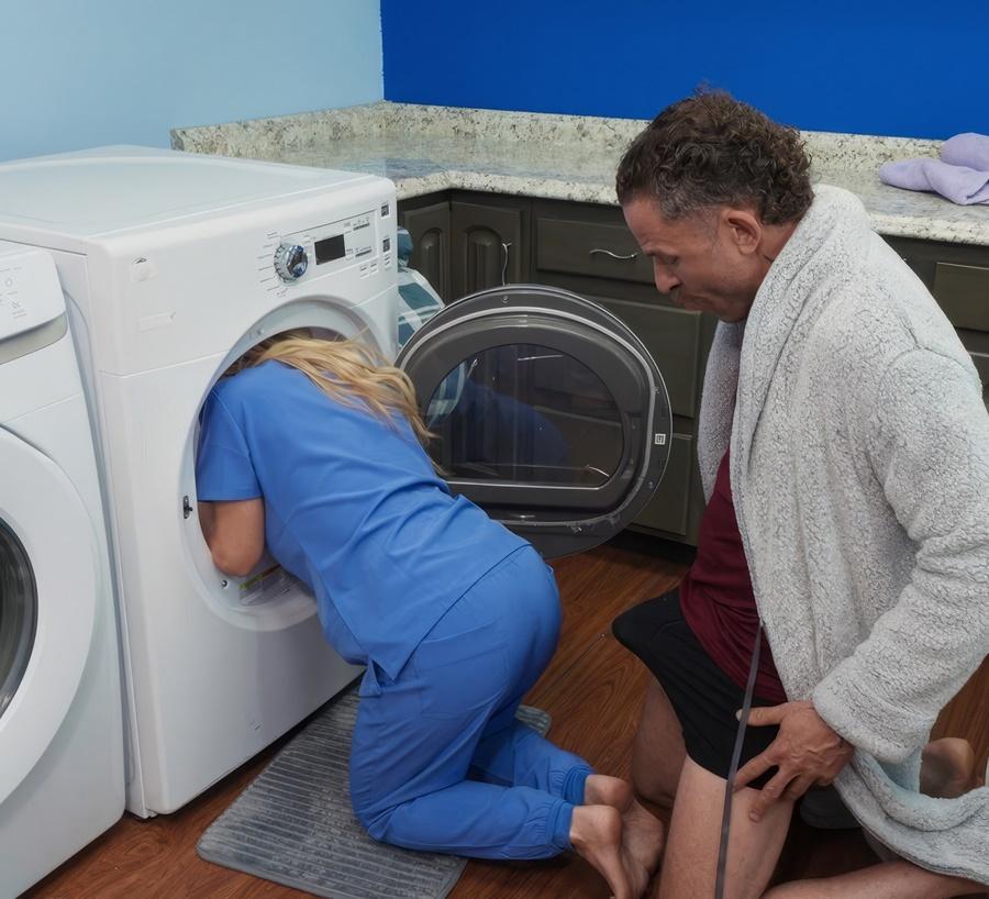 Danielle Renae - Naughty Nurse Takes A Load Off HD 720p