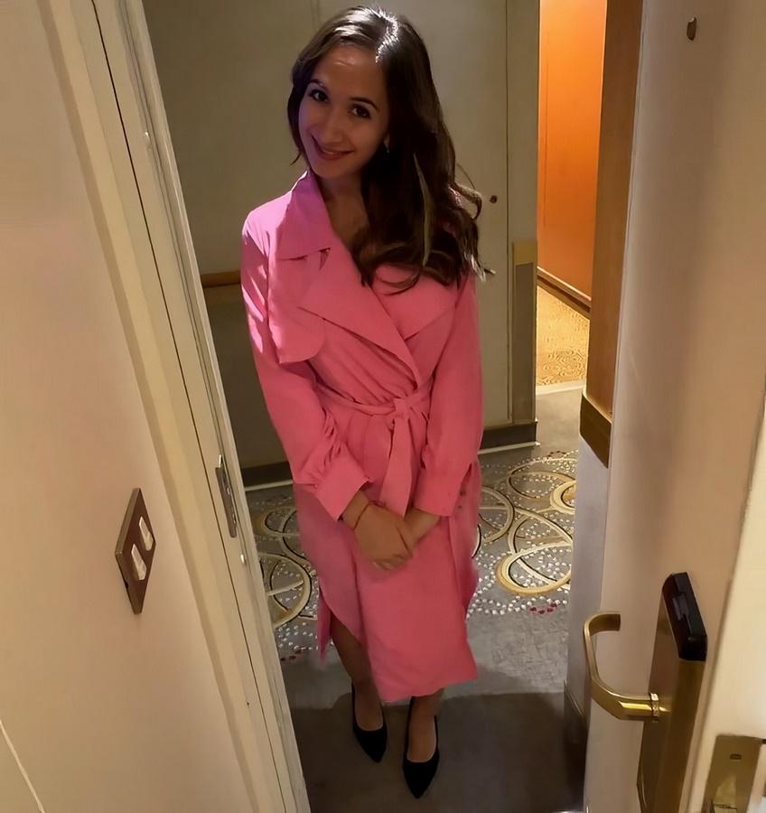 Kitty Kriss - Busty Hot Slut Agreed To Have Sex Without A Condom For An Extra Price FullHD 1080p