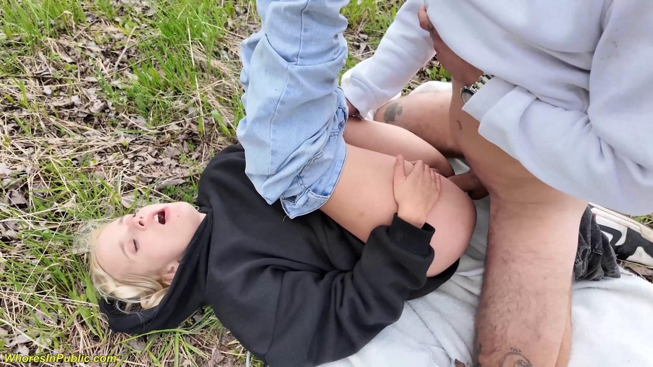 Loli Pop - Cute Blondi Public Fucking - 2160p