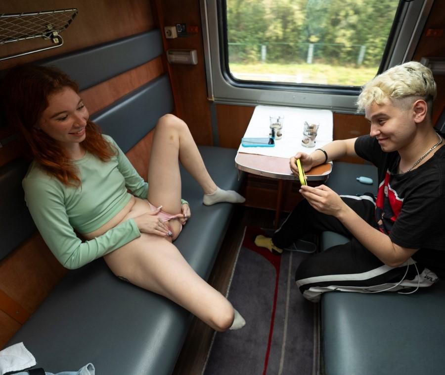 Mia Murkovski - When Were Bored FullHD 1080p